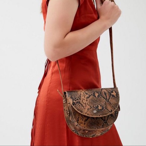 NWOT Urban Outfitters Snakeskin Purse - Picture 1 of 9